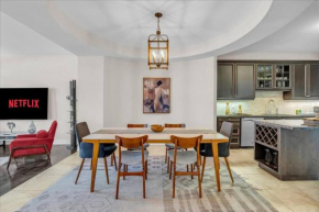Central Executive Home by Airport & Mall